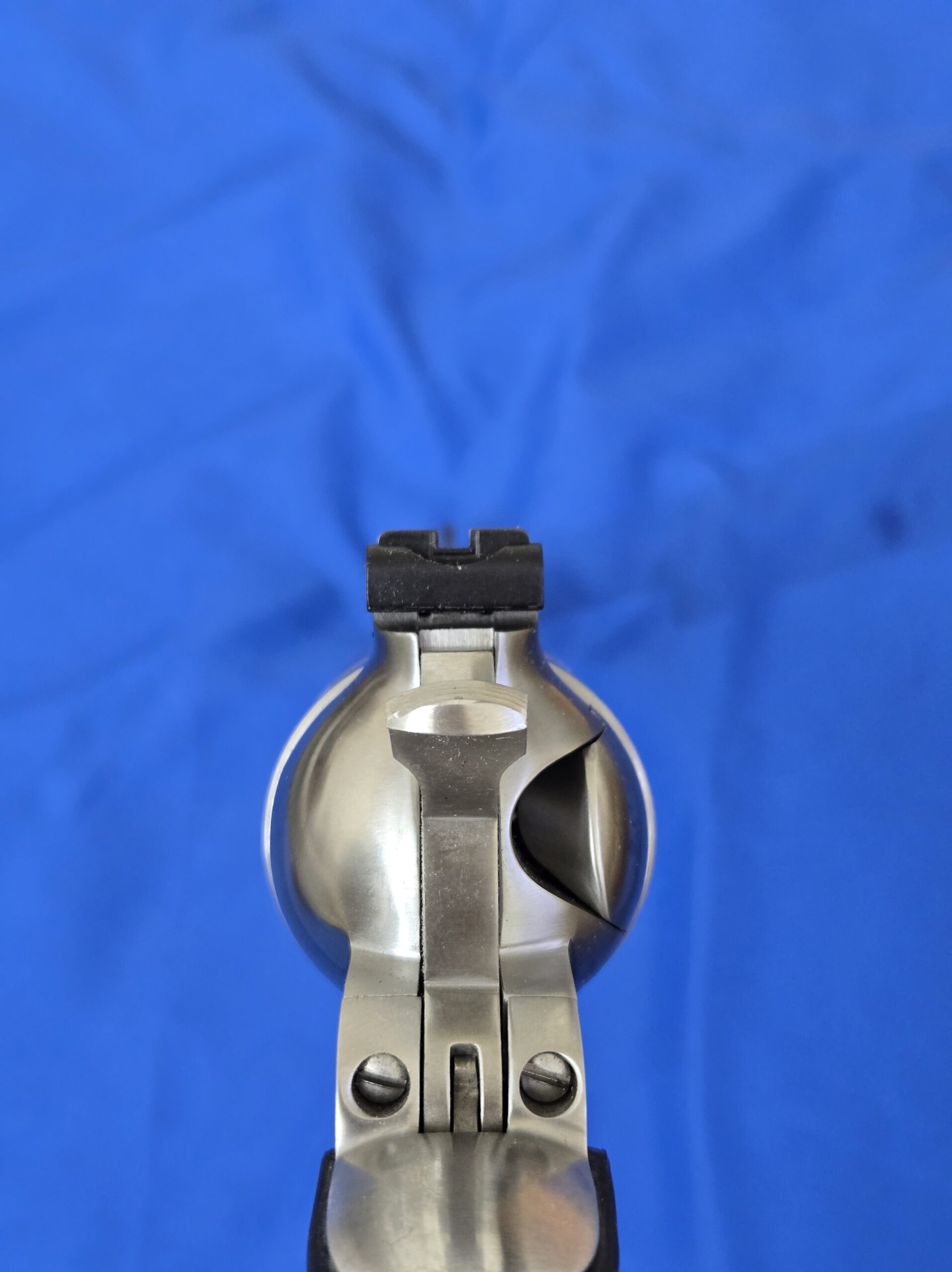 The Frontier Still Speaks — Ruger Super Blackhawk .44 Magnum 7.5" Brushed Stainless, Box & Papers - Image 7