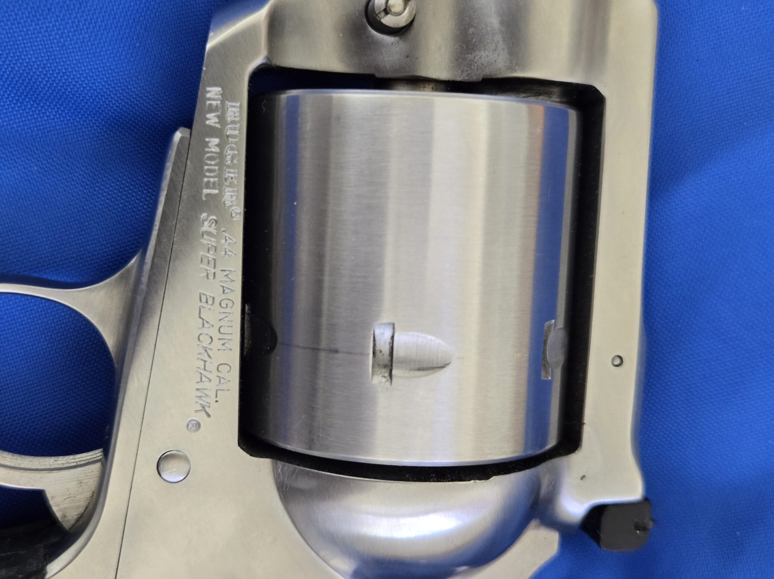 The Frontier Still Speaks — Ruger Super Blackhawk .44 Magnum 7.5" Brushed Stainless, Box & Papers - Image 9