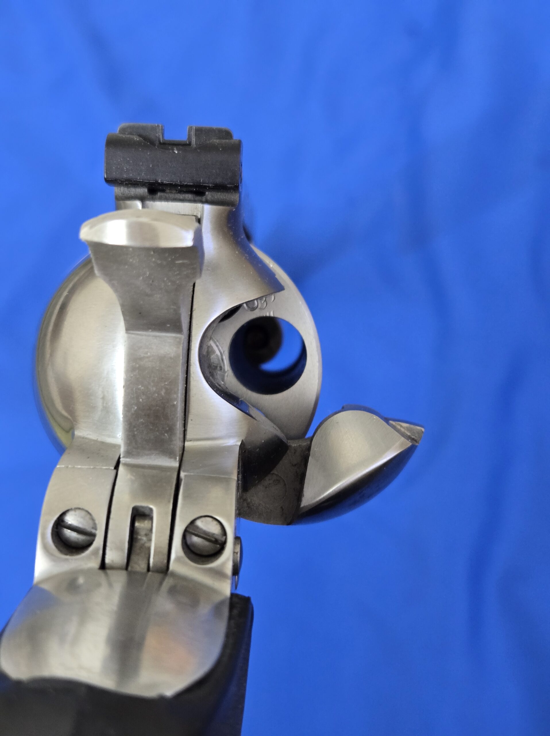 The Frontier Still Speaks — Ruger Super Blackhawk .44 Magnum 7.5" Brushed Stainless, Box & Papers - Image 8