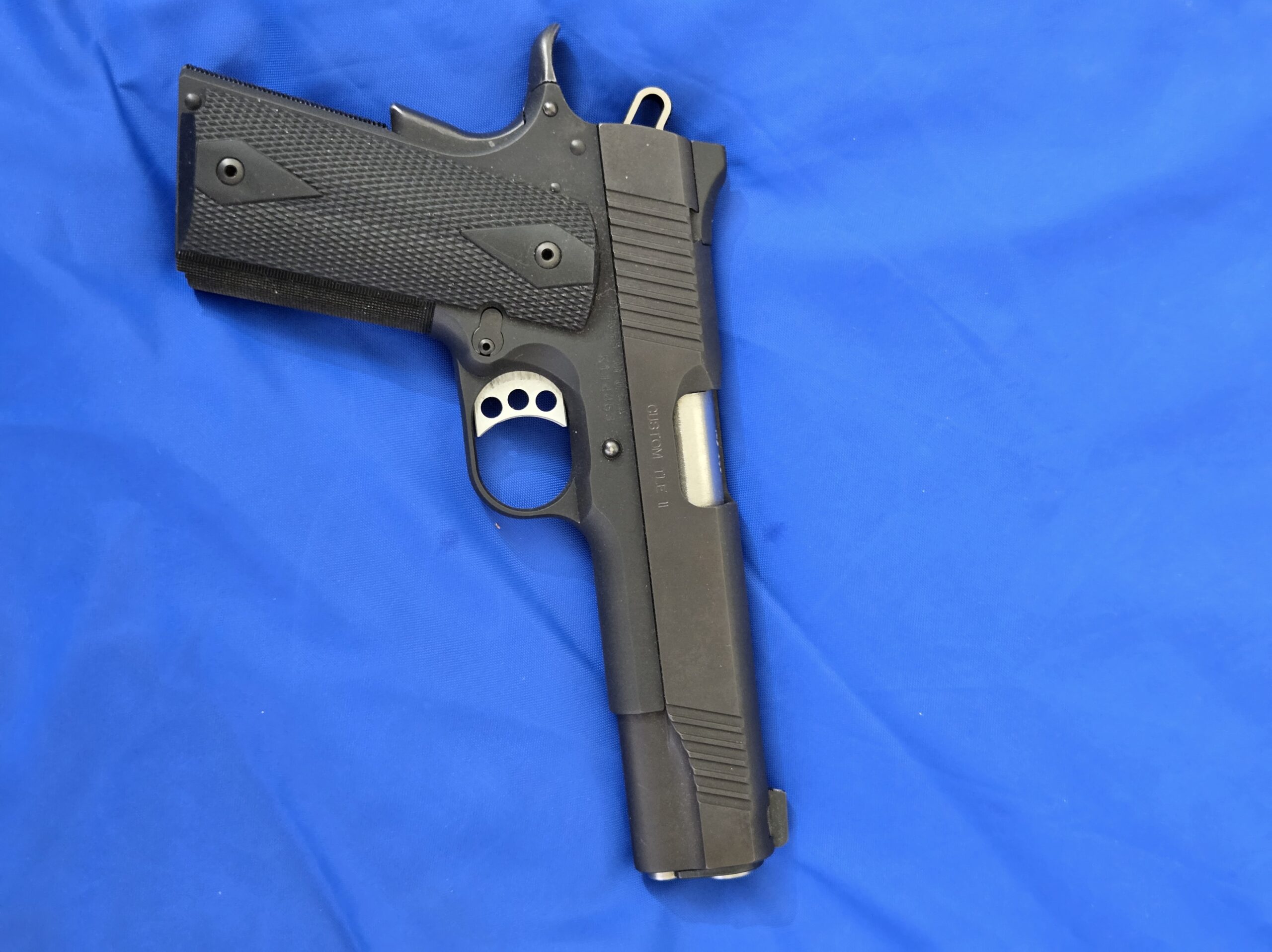 Confidence in Steel — Kimber Custom TLE II .45 ACP Original Case, Three Magazines - Image 2